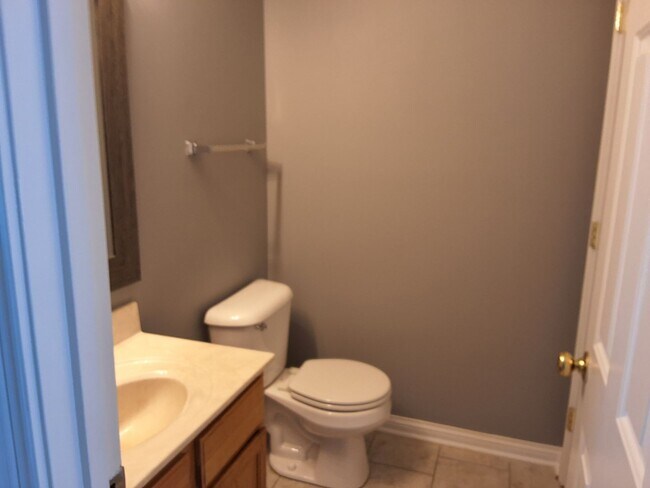 Building Photo - 179 POINTER'S COURT
