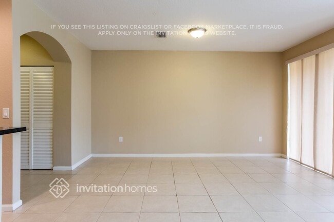 Building Photo - 251 Las Brisas Cir