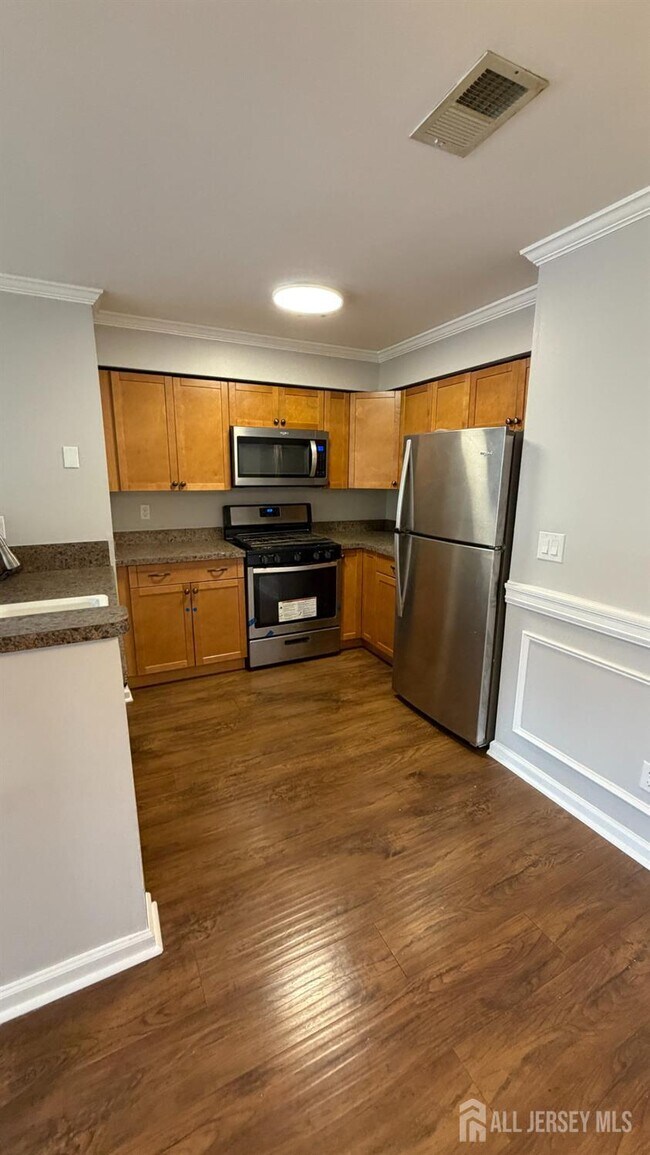 Building Photo - 338 Cozzens Ct