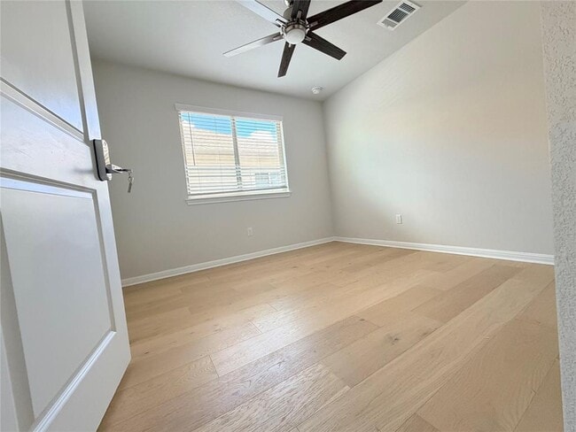 Building Photo - 2813 Hopi Path