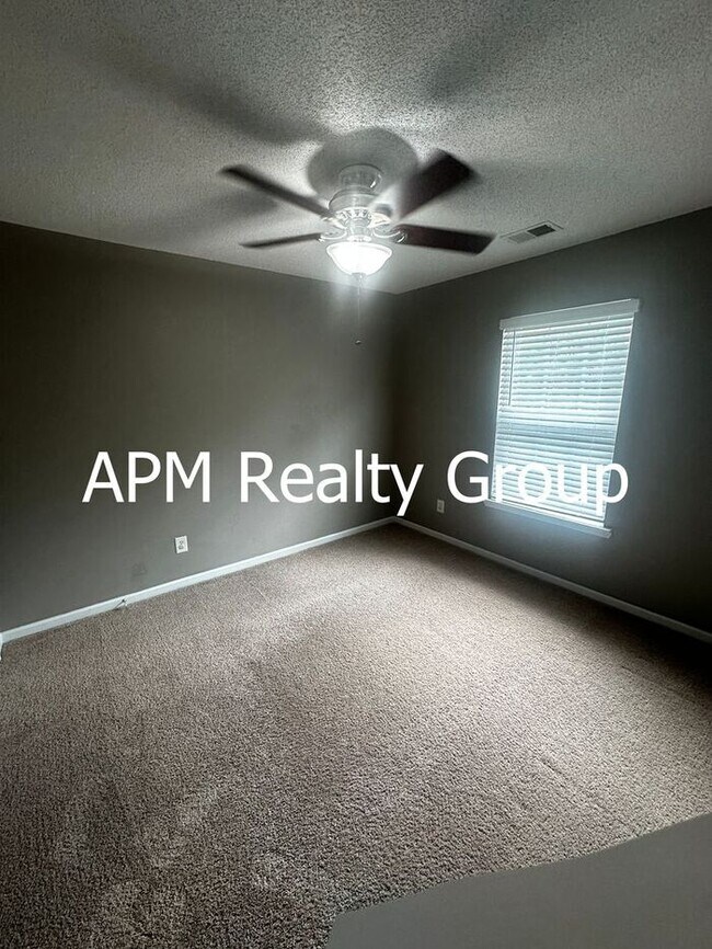 Building Photo - Clemson Road Convenient 4 Bedroom