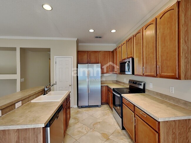 Building Photo - 13136 Oulton Circle