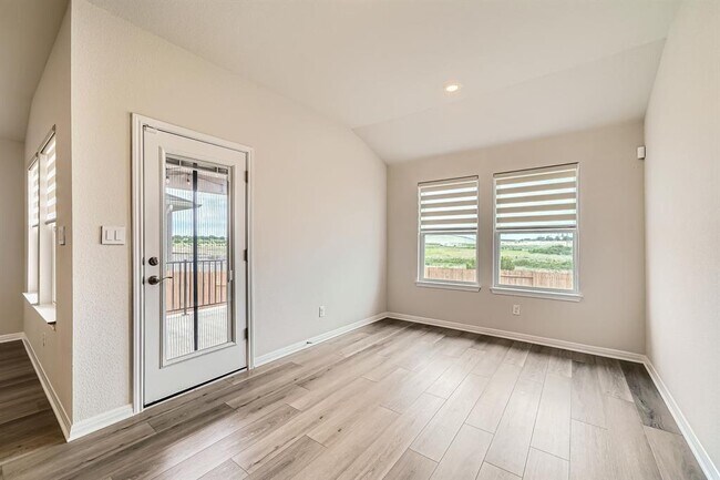 Building Photo - 2871 Mill Run Bnd