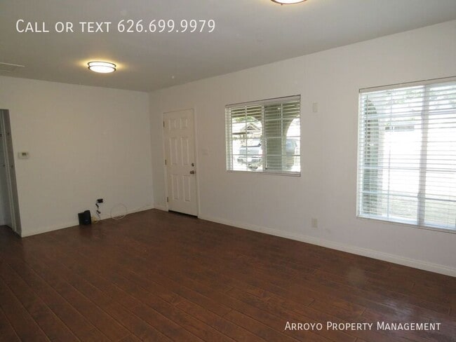 Building Photo - 808 Beckville St