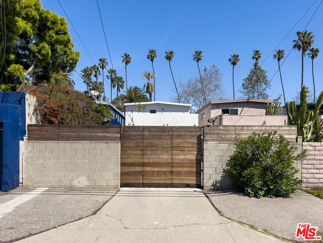 Building Photo - 2603 Abbot Kinney Blvd