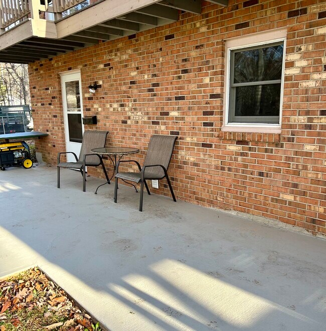 Large Private Patio Area - 12374 Roselawn Ln