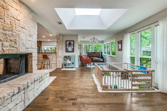 Building Photo - 1602 Glen Valley Dr