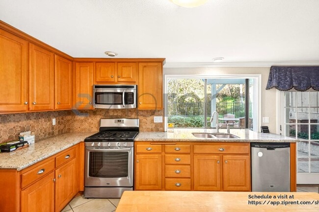 Building Photo - 24675 Mendocino Ct