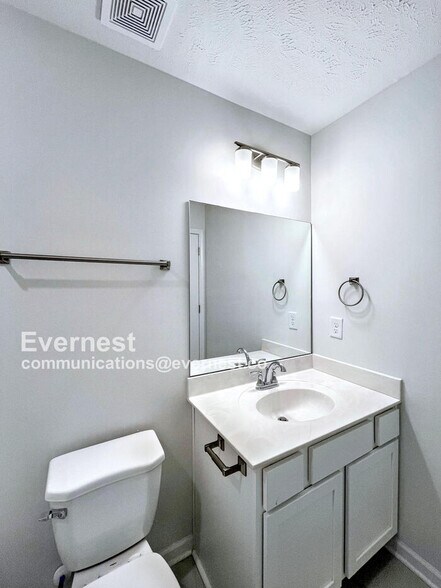 Building Photo - 218 Ansley Wy