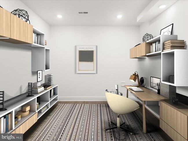 Building Photo - 14920 Dispatch St