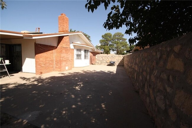 Building Photo - 10804 Gloster Ct