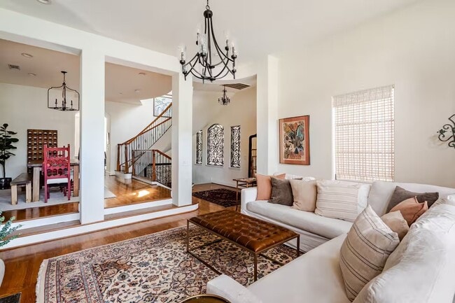 Building Photo - 6515 Minola St