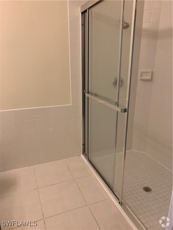 Building Photo - 2736 Island Pond Ln