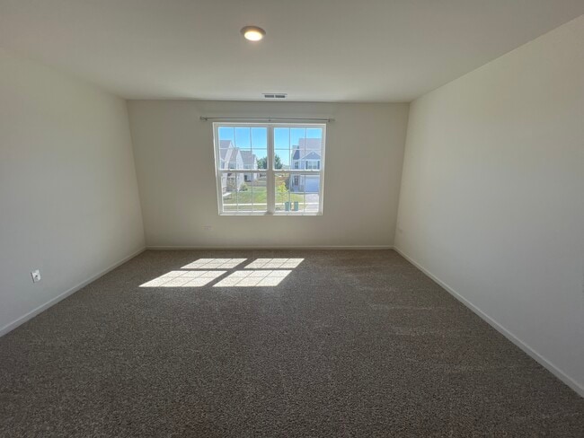 Building Photo - 7615 Violet Ln