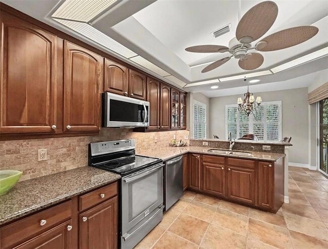 Building Photo - 8390 Big Acorn Cir