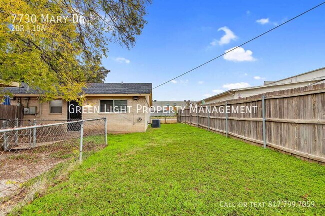 Building Photo - 7730 Mary Dr