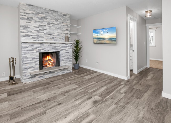 Building Photo - 2448 Garmisch Dr