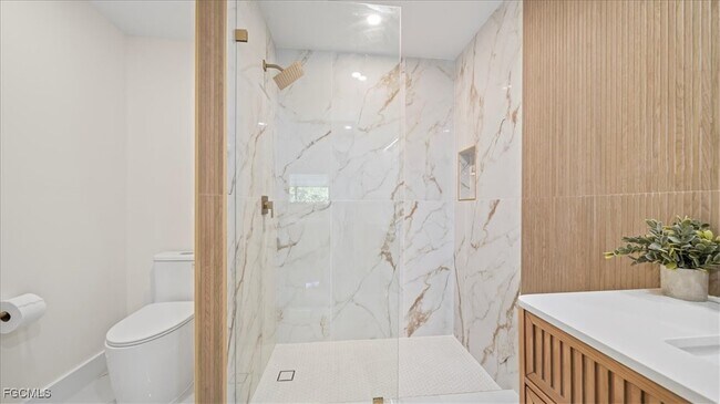 Building Photo - 27585 Imperial Shores Blvd