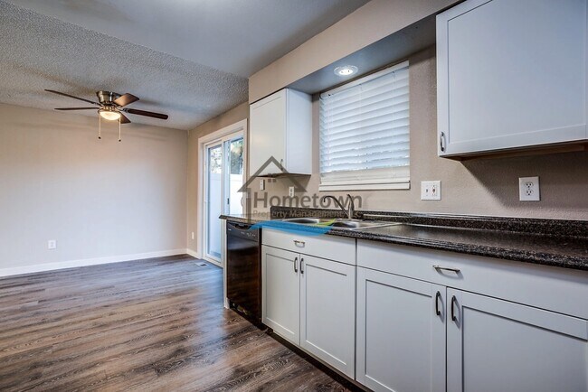 Building Photo - 2850 N Francis St