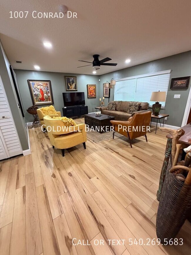 Building Photo - 1007 Conrad Dr