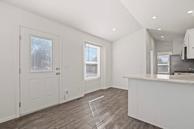 Building Photo - 3431 N Flowing Wells Rd