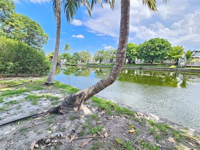 Building Photo - 7908 Granada Blvd