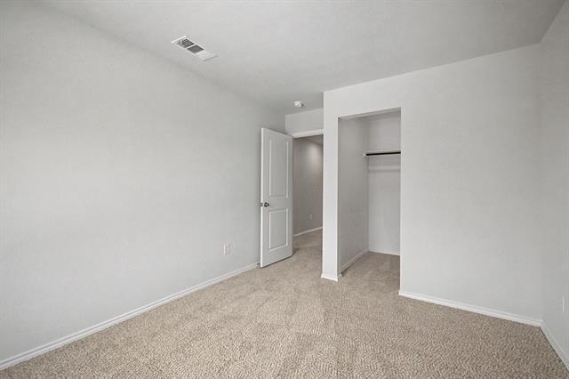 Building Photo - 212 Arbor Ct