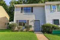 Building Photo - 7000 Oakhill Cir