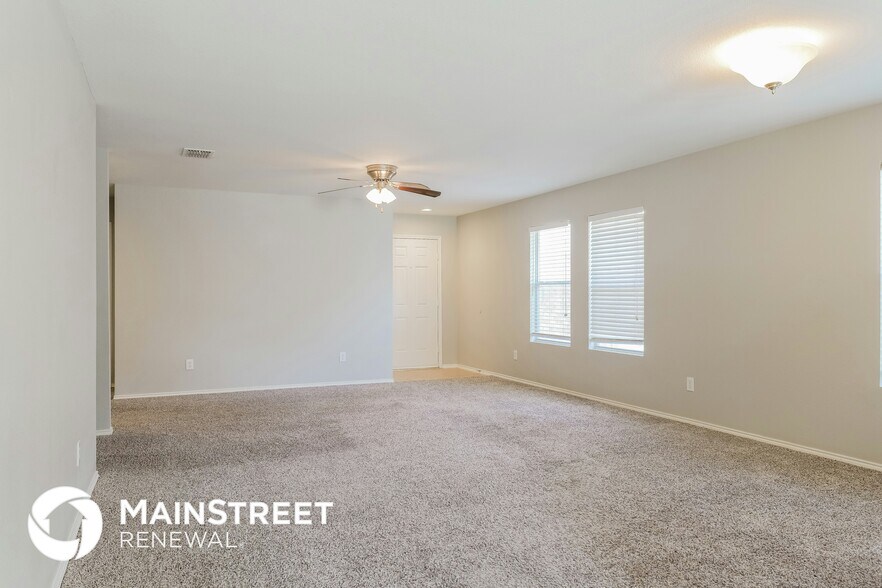 Building Photo - 837 Santa Rosa Dr