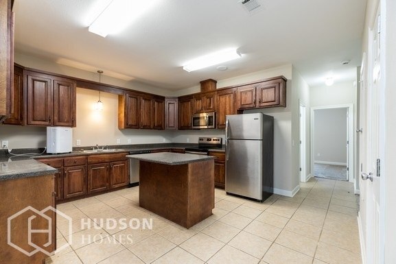Building Photo - NOW AVAILABLE! 6102 Holloway Rd, Baker, FL...