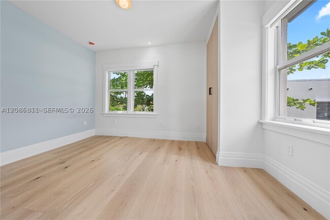 Building Photo - 178 NE 45th St