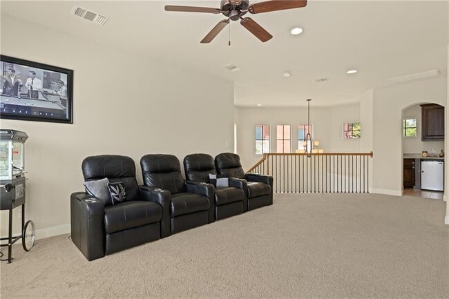 Building Photo - 110 Oak Glen Cove
