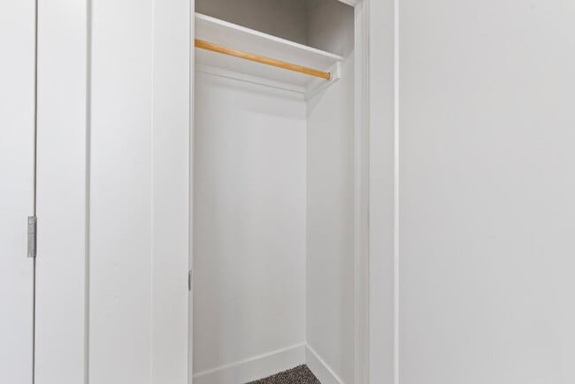 Building Photo - "Discover Comfort & Style: Spacious 3-Bed,...