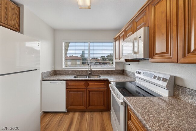 Building Photo - 3591 S Arville St