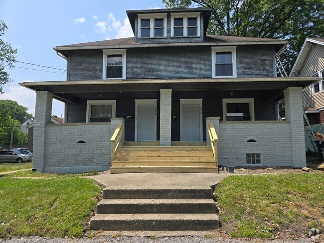 Building Photo - 648 N Freedom Ave