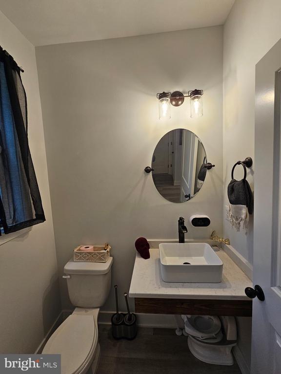 Building Photo - 470 Waterfords Edge Ct