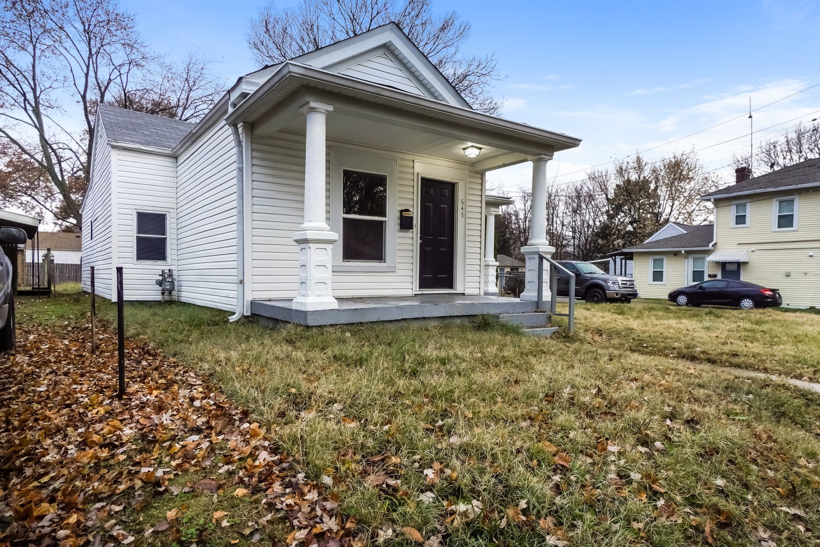 Building Photo - 645 Lynn St