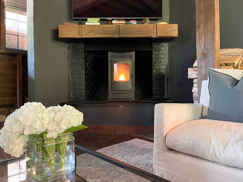 Building Photo - 5237 Meadows Mill Rd