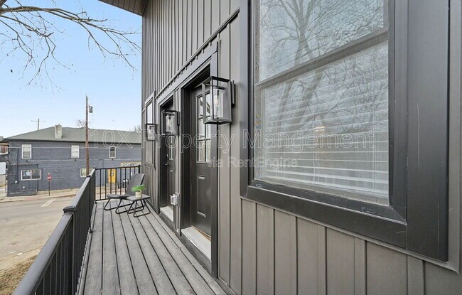 Building Photo - 92 E Innis Ave