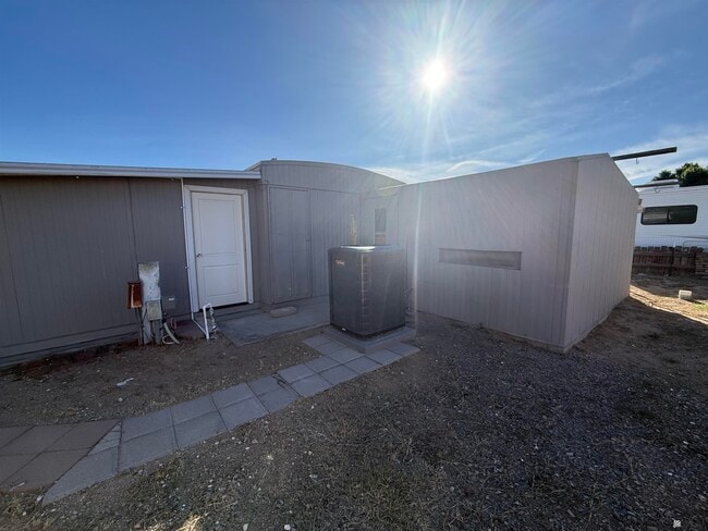 Building Photo - 11268 S Hummingbird Ln