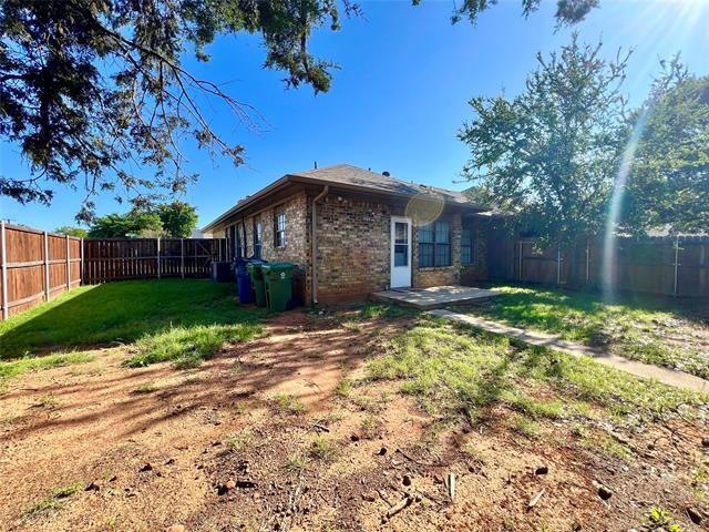 Building Photo - 2028 Parkside Ct