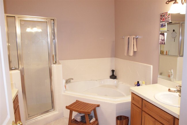 Building Photo - 3303 Aqua Ridge Way