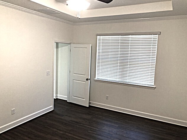 Building Photo - 3021 Eagle Bluff Way