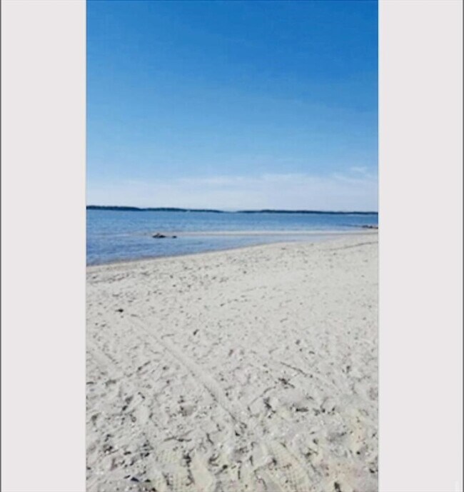 Building Photo - 90 Wendward Way