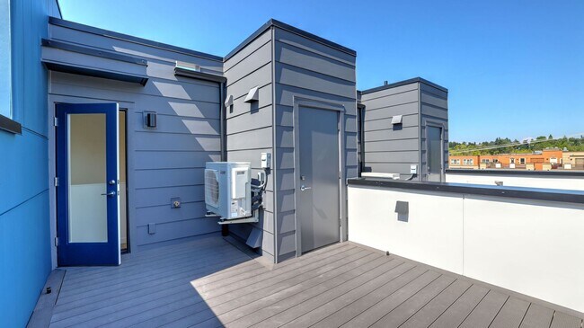 Building Photo - Modern Mount Baker Living with EV Parking