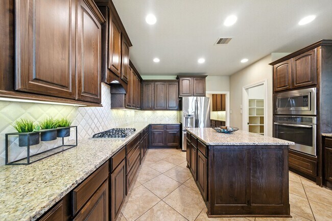 Building Photo - 27811 Bradford Ridge Dr