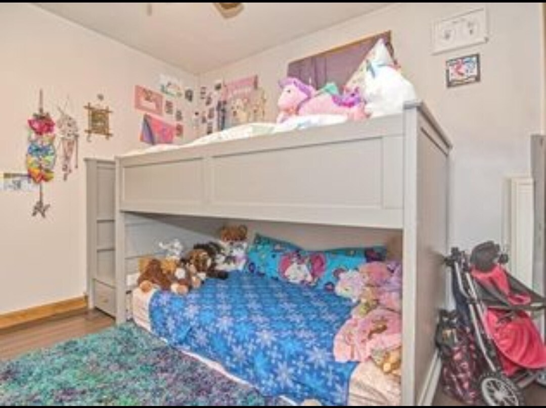 Building Photo - 393 Kelley Blvd