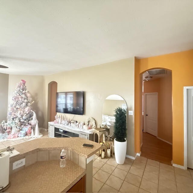 Building Photo - 5535 Brookhollow Oaks Trail