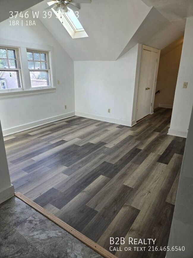 Building Photo - 3746 W 39th St