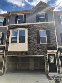 Building Photo - 1708 Town Oak Ln